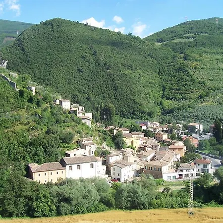 Landhuis Casale Le Due Querce Ferentillo