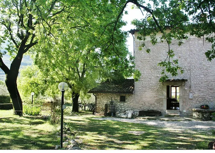 Venkovský dům Casale Le Due Querce